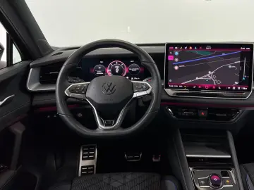 VW Tayron R-Line 2.0 TDI 110kW 7Sitz NAVI Panorama