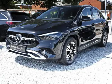 MERCEDES-BENZ GLA 200 d PROGRESSIVE AHK MBUX LED SHZ ADV.