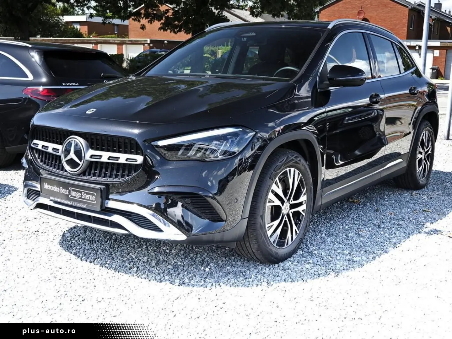 MERCEDES-BENZ GLA 200 d PROGRESSIVE AHK MBUX LED SHZ ADV.