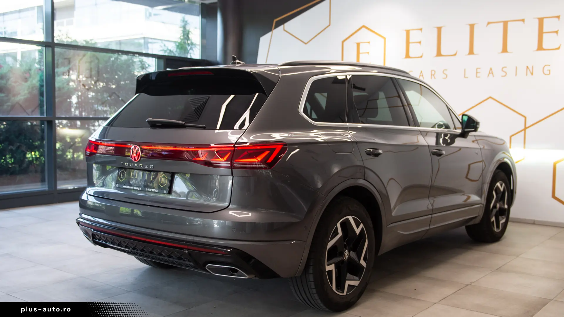 Volkswagen Touareg R-Line 3.0 V6 TDI 4MOTION