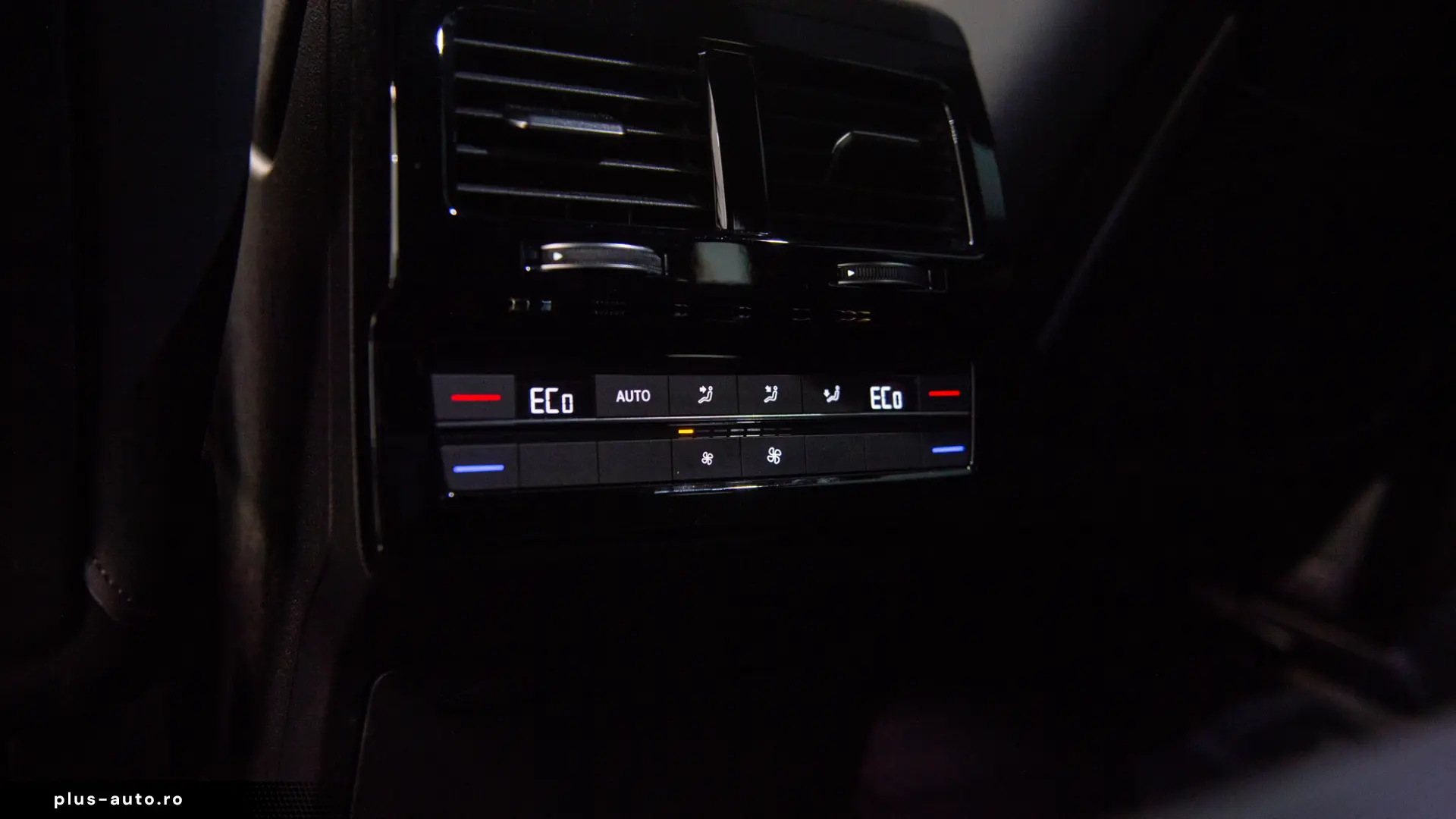 Volkswagen Touareg R-Line 3.0 V6 TDI 4MOTION