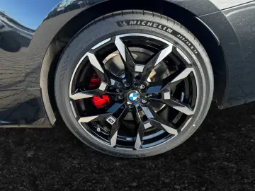 BMW M440i xDrive M Sport Pro  Glasdach  ACC  HiFi  3