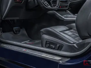 BMW M440i xDrive Coupé Sunroof H K Inno DAP Heater