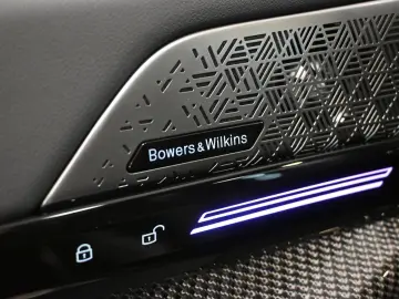 BMW 520 d M Sport  360 ACC HUD KESSY PANO 4x SHZ AHK
