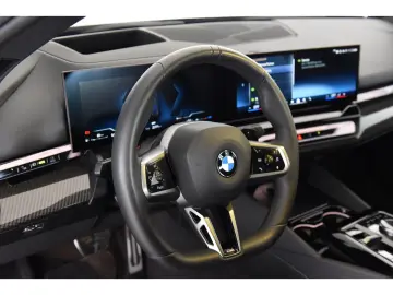 BMW 520 d M Sport Anhängerkupplung DAB Standheizung
