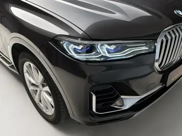 BMW X7 xDrive40d 7 locuri