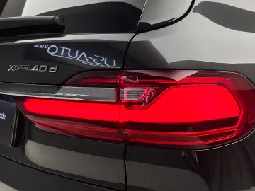 BMW X7 xDrive40d 7 locuri