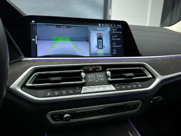 BMW X7 xDrive40d 7 locuri