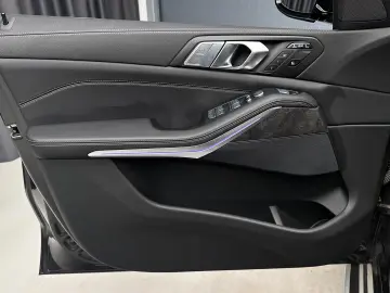 BMW X7 xDrive40d 7 locuri