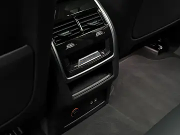 BMW X7 xDrive40d 7 locuri