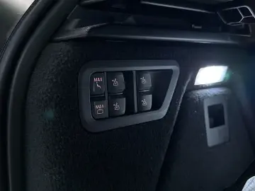 BMW X7 xDrive40d 7 locuri