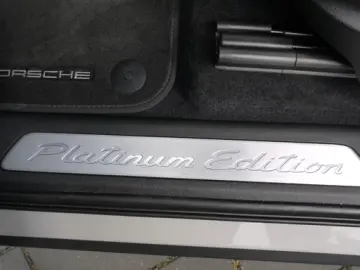 Porsche Cayenne Coupe E-Hybrid Platinum