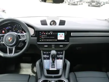 Porsche Cayenne Coupe E-Hybrid Platinum