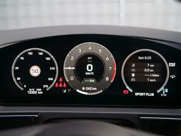 PORSCHE Cayenne Coupe E-Hybrid  Massasge HeadUP INNO