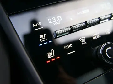 PORSCHE Cayenne Coupe E-Hybrid  Massasge HeadUP INNO