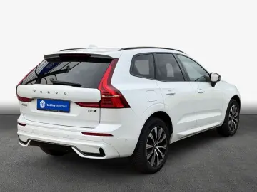 VOLVO XC60 B5 B AWD Plus Dark AHK Head Up GJR 360 V