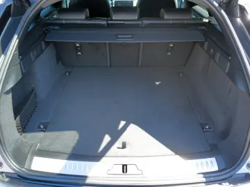 LAND ROVER Range Rover Velar R-Dynamic SE 1.HAND VOLLAUSTAT