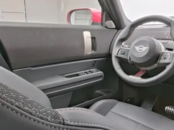 MINI John Cooper Works Trim