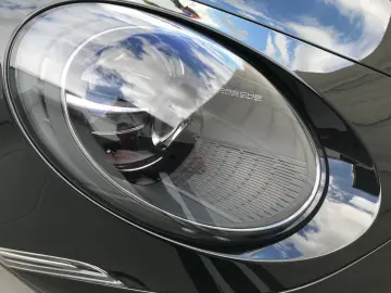 PORSCHE 992  Carrera GTS SCHWARZ UNI APPROV.04 27 12 TKM