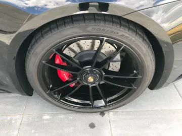 PORSCHE 992  Carrera GTS SCHWARZ UNI APPROV.04 27 12 TKM