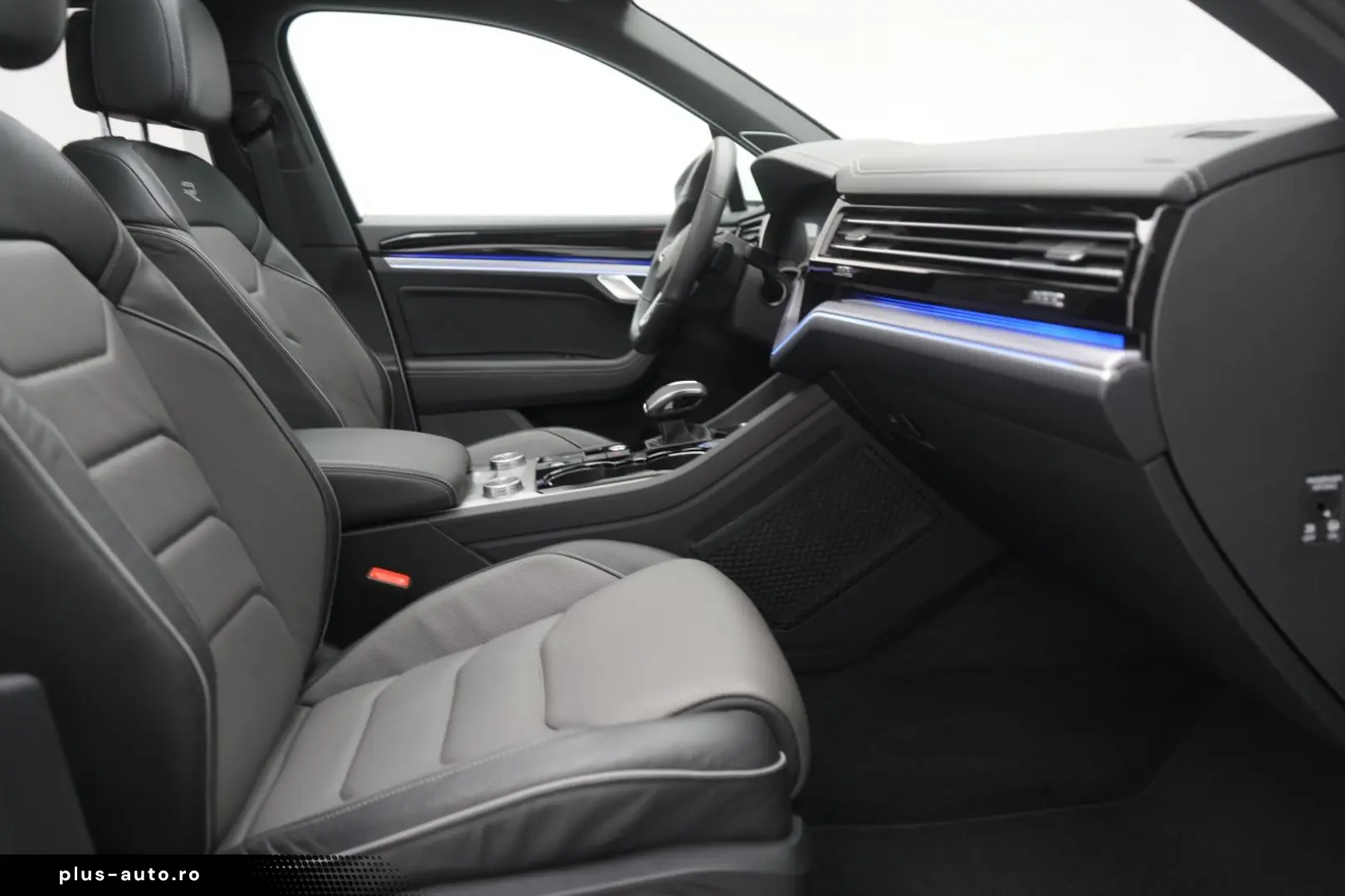 VW Touareg 3.0 V6 TDI 4Motion R-Line Leder ACC Kame