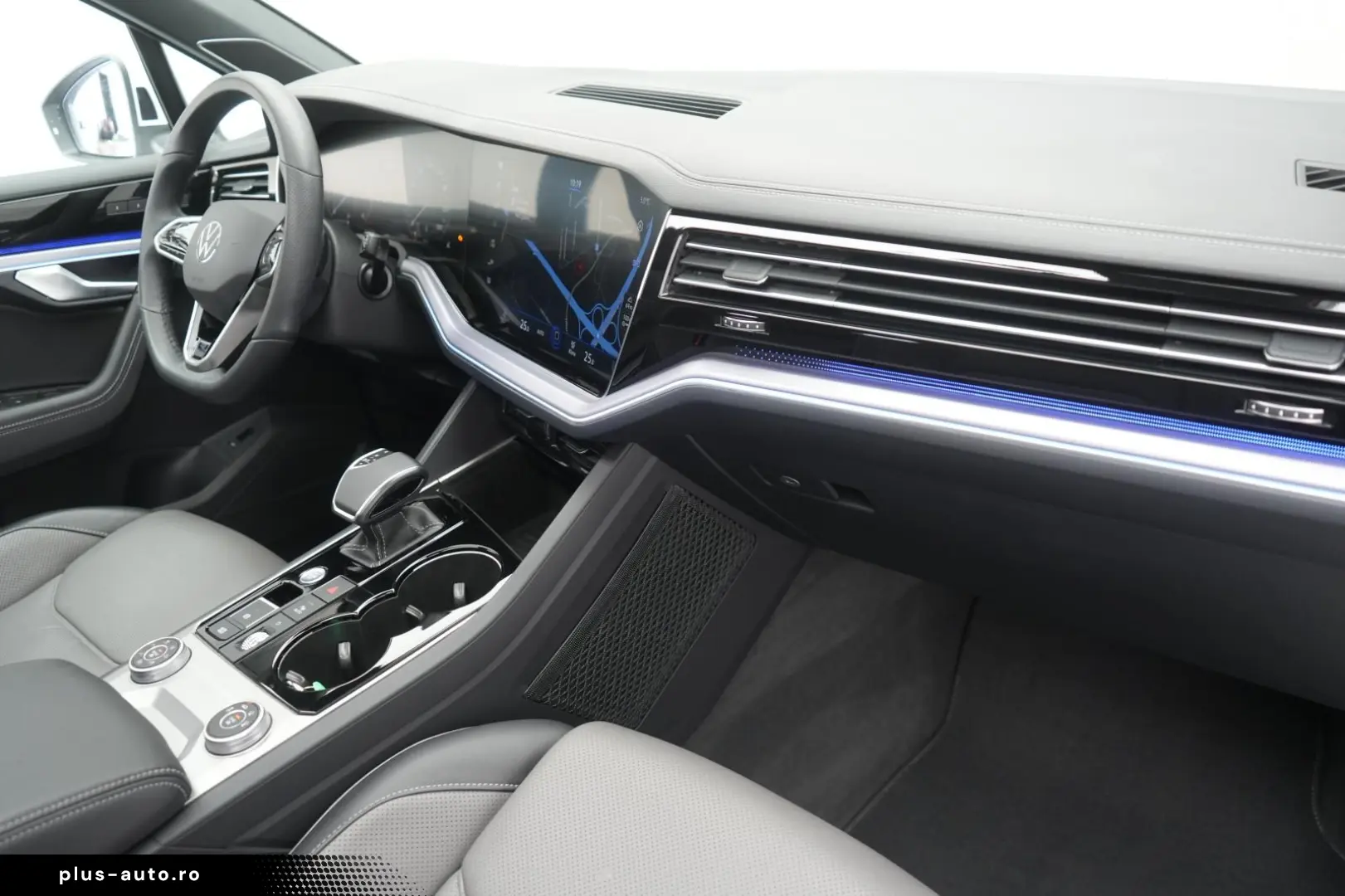 VW Touareg 3.0 V6 TDI 4Motion R-Line Leder ACC Kame