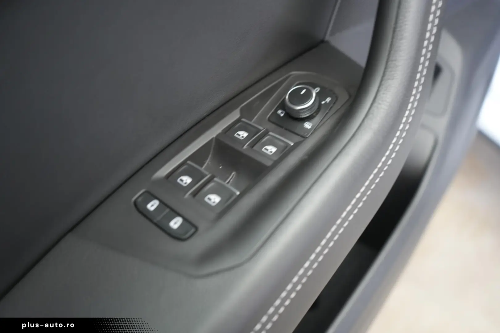 VW Touareg 3.0 V6 TDI 4Motion R-Line Leder ACC Kame