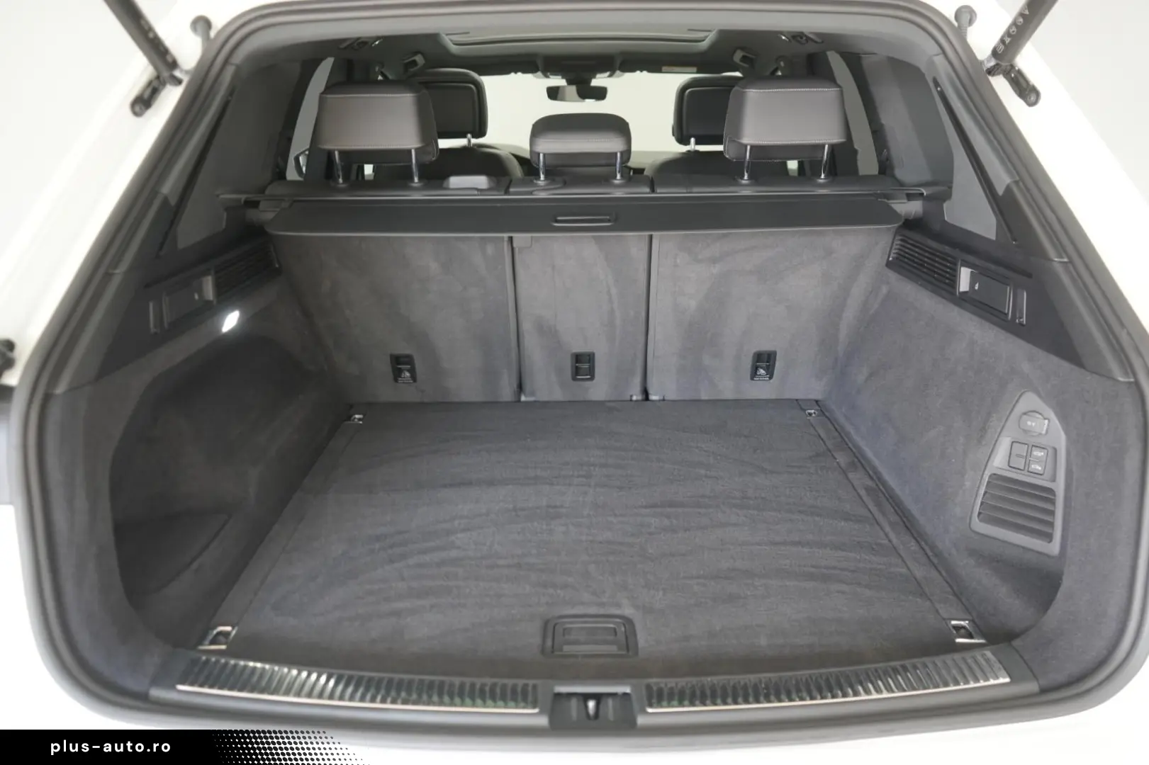 VW Touareg 3.0 V6 TDI 4Motion R-Line Leder ACC Kame