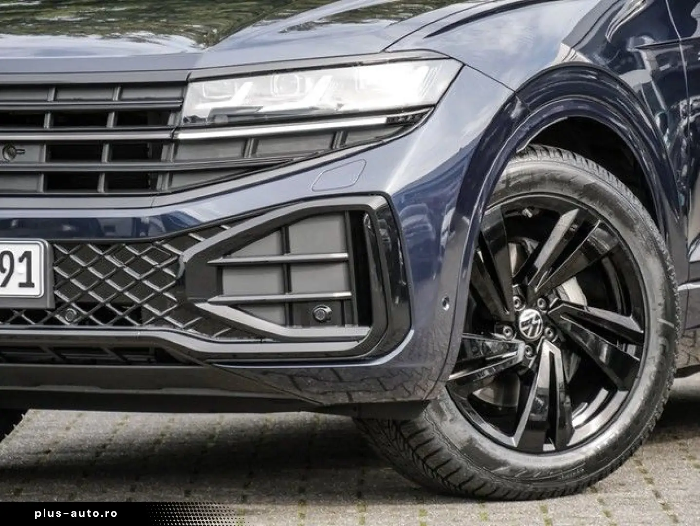 VW Touareg V6 R-LINE BLACK STYLE PANO STANDHZ. LM22