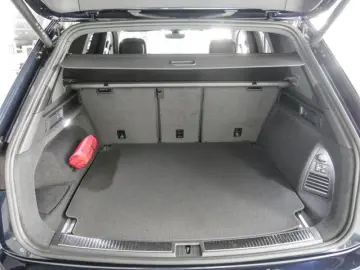 VW Touareg V6 R-LINE BLACK STYLE PANO STANDHZ. LM22