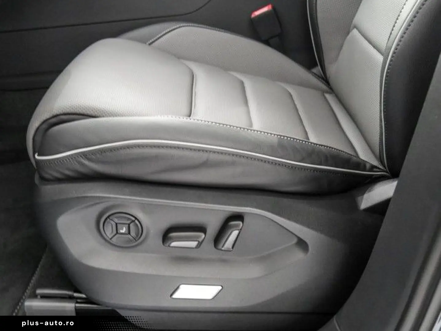 VW Touareg V6 R-LINE BLACK STYLE PANO STANDHZ. LM22