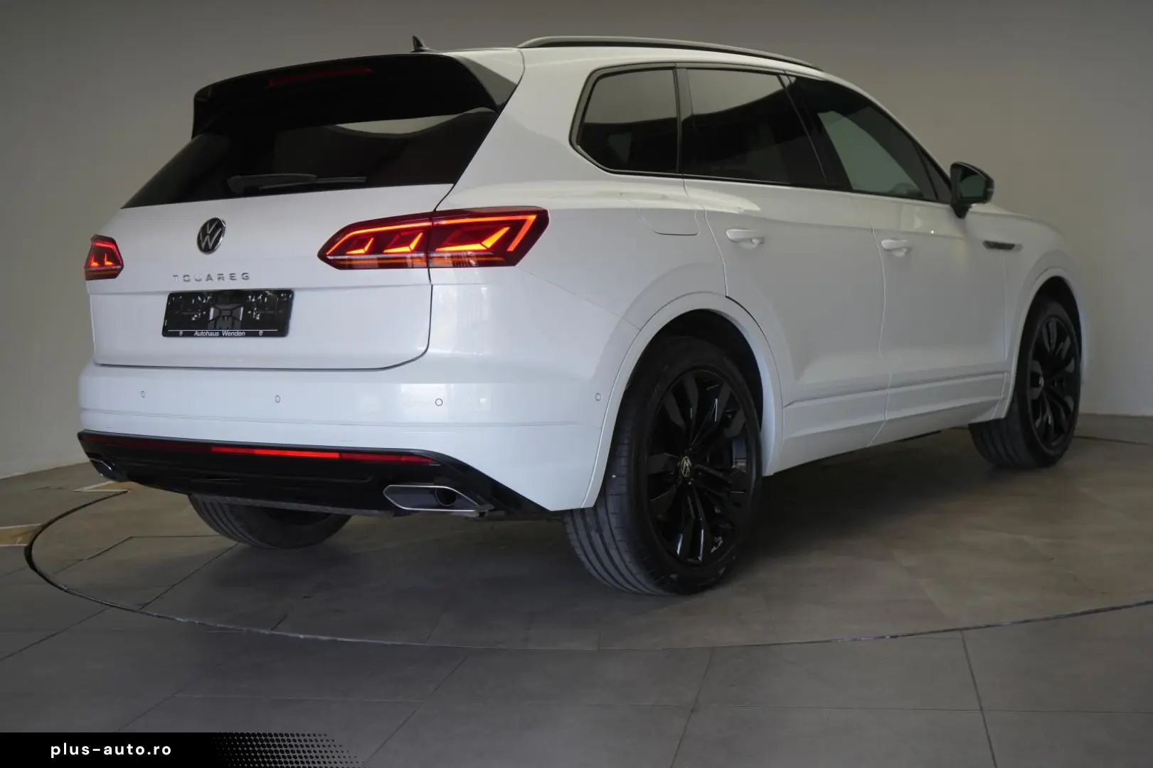 VW Touareg 3.0 V6 TDI 4Motion R-Line Leder ACC Kame