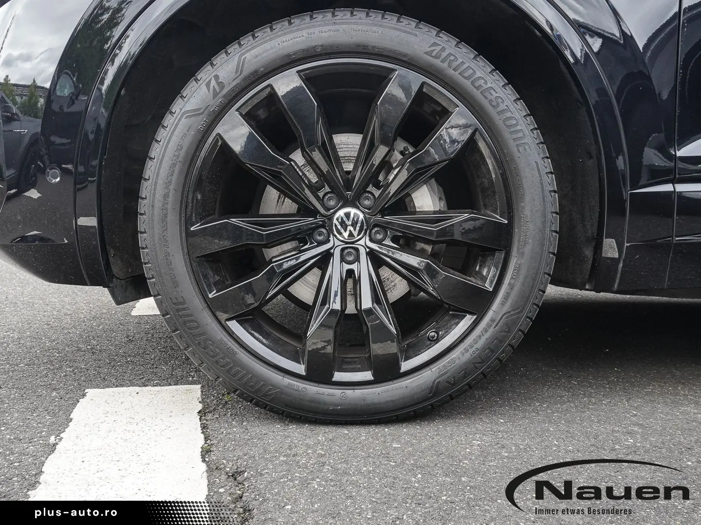 VW Touareg R-Line  PANO MATRIX LEDER DYNAUDIO KAMER