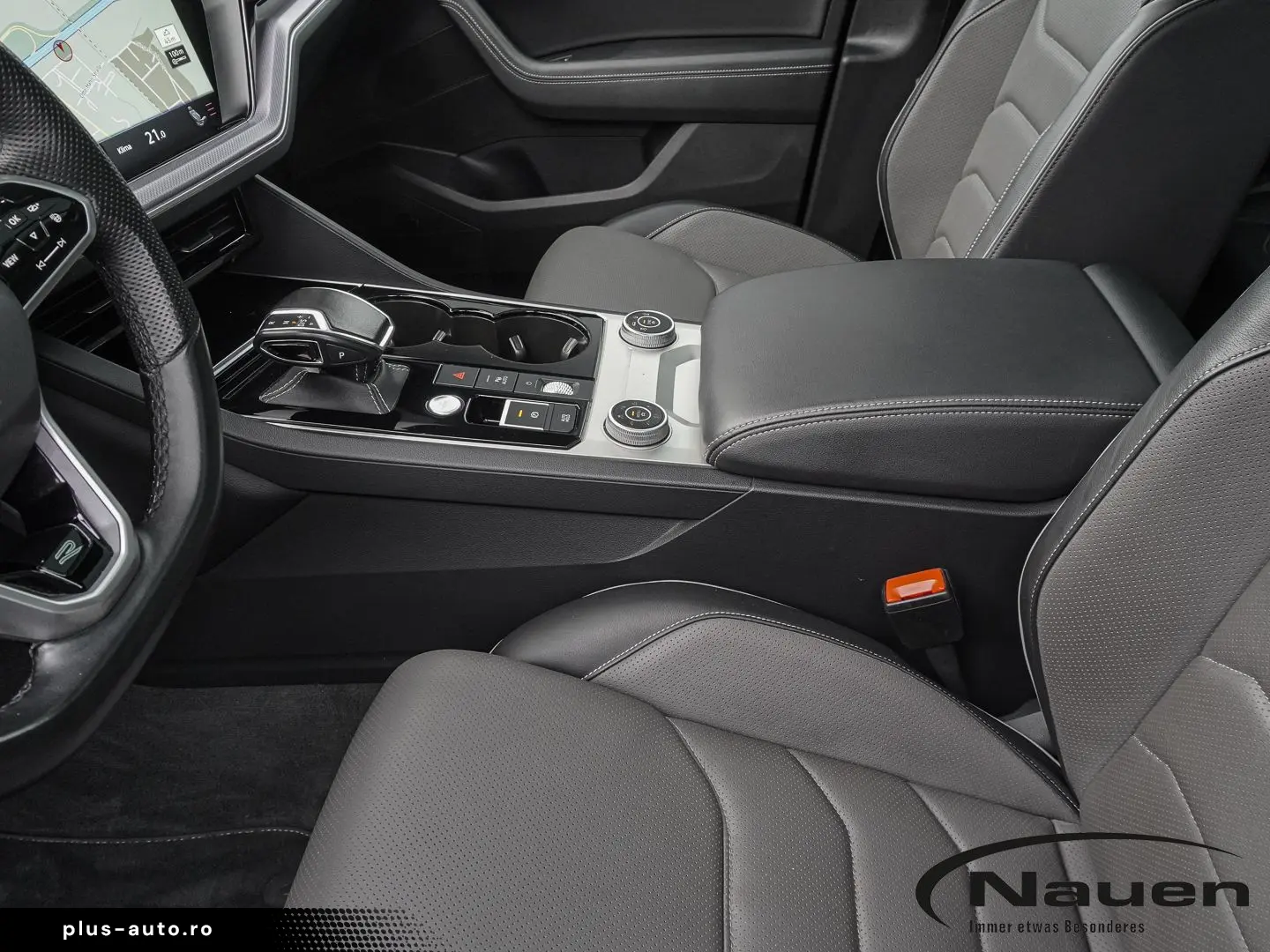 VW Touareg R-Line  PANO MATRIX LEDER DYNAUDIO KAMER