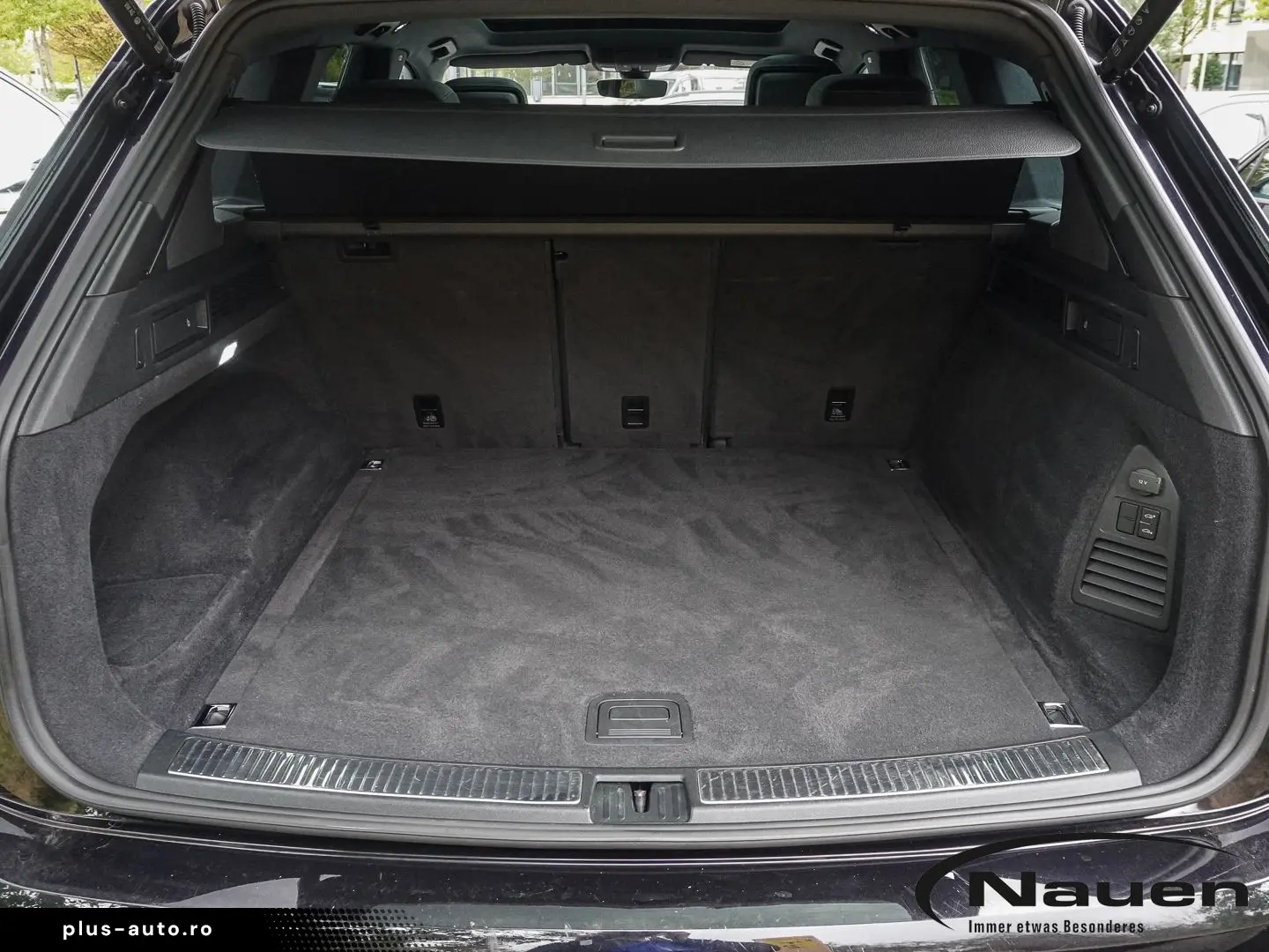 VW Touareg R-Line  PANO MATRIX LEDER DYNAUDIO KAMER