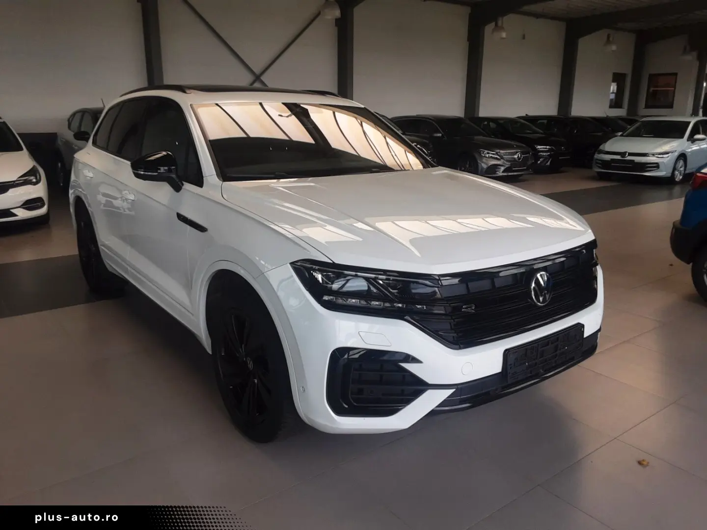 VW Touareg 3.0 V6TDI 4M R-Line PanoDach 360G AHK