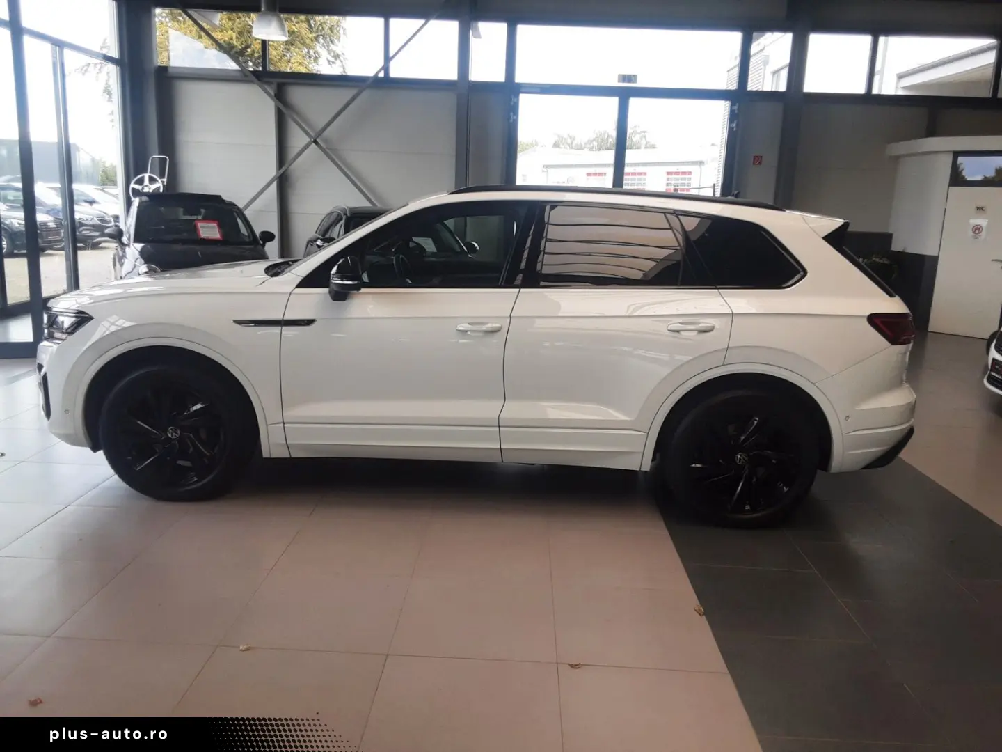 VW Touareg 3.0 V6TDI 4M R-Line PanoDach 360G AHK