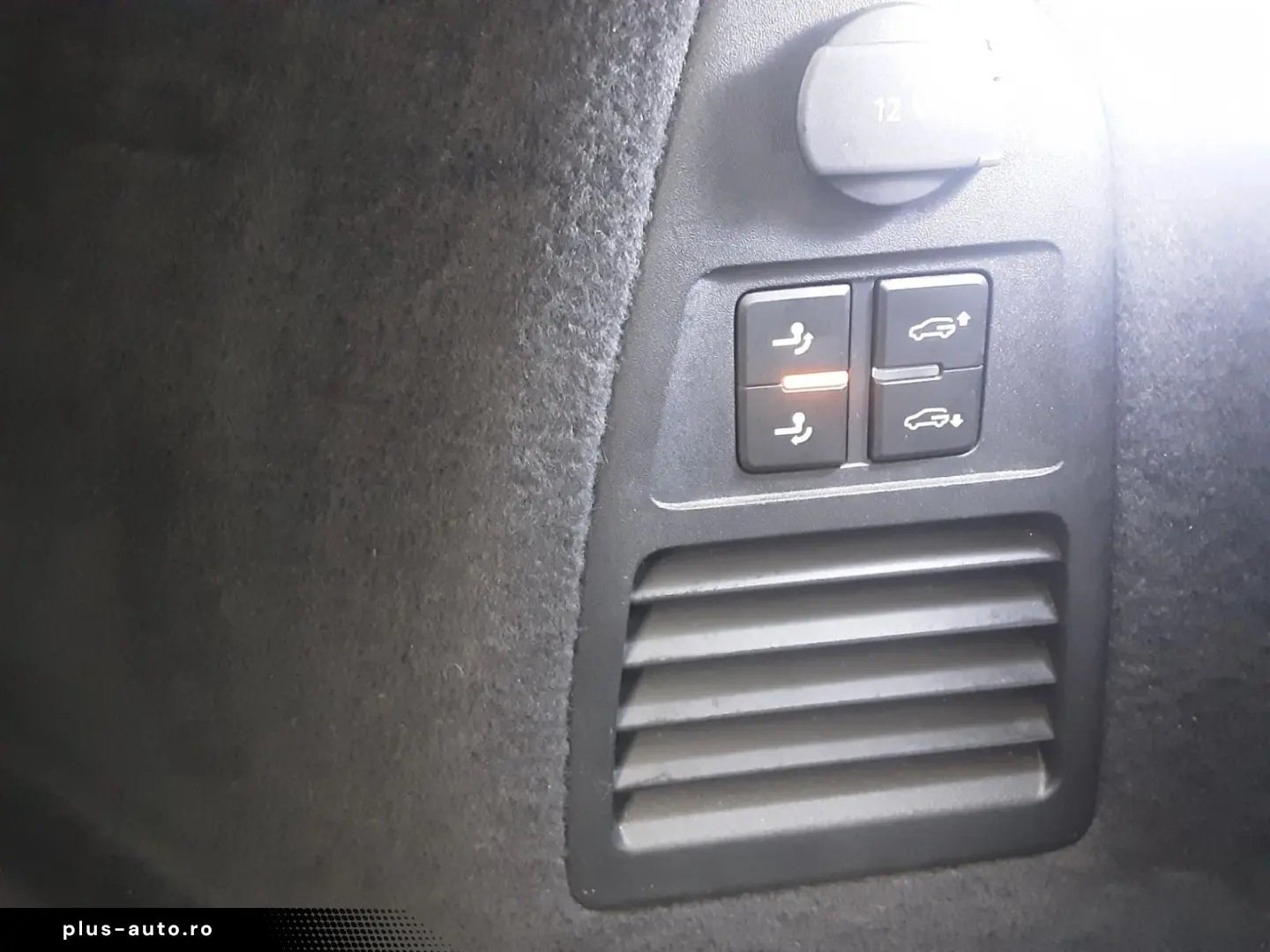 VW Touareg 3.0 V6TDI 4M R-Line PanoDach 360G AHK