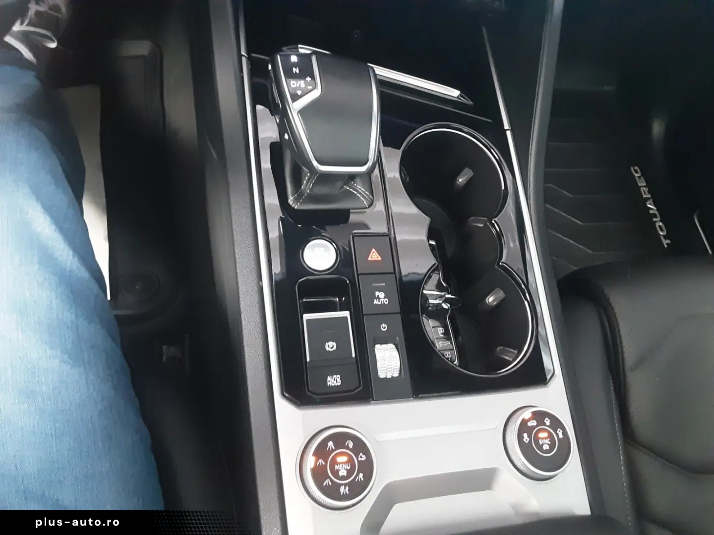 VW Touareg 3.0 V6TDI 4M R-Line PanoDach 360G AHK