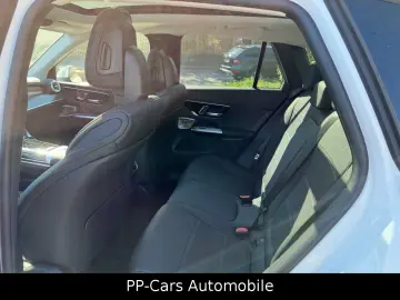 MERCEDES-BENZ GLC 220 d 4M AVA Adv  Pano Sthzg HuD A…