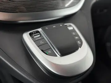 MERCEDES-BENZ V 250 d EDITION 4M lang Leder Standhun…