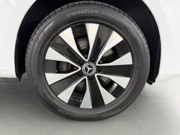 MERCEDES-BENZ V 250 d EDITION 4M lang Leder Standhun…