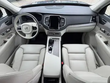 VOLVO XC 90 Plus Dark Recharge Plug-In Hybrid AWD