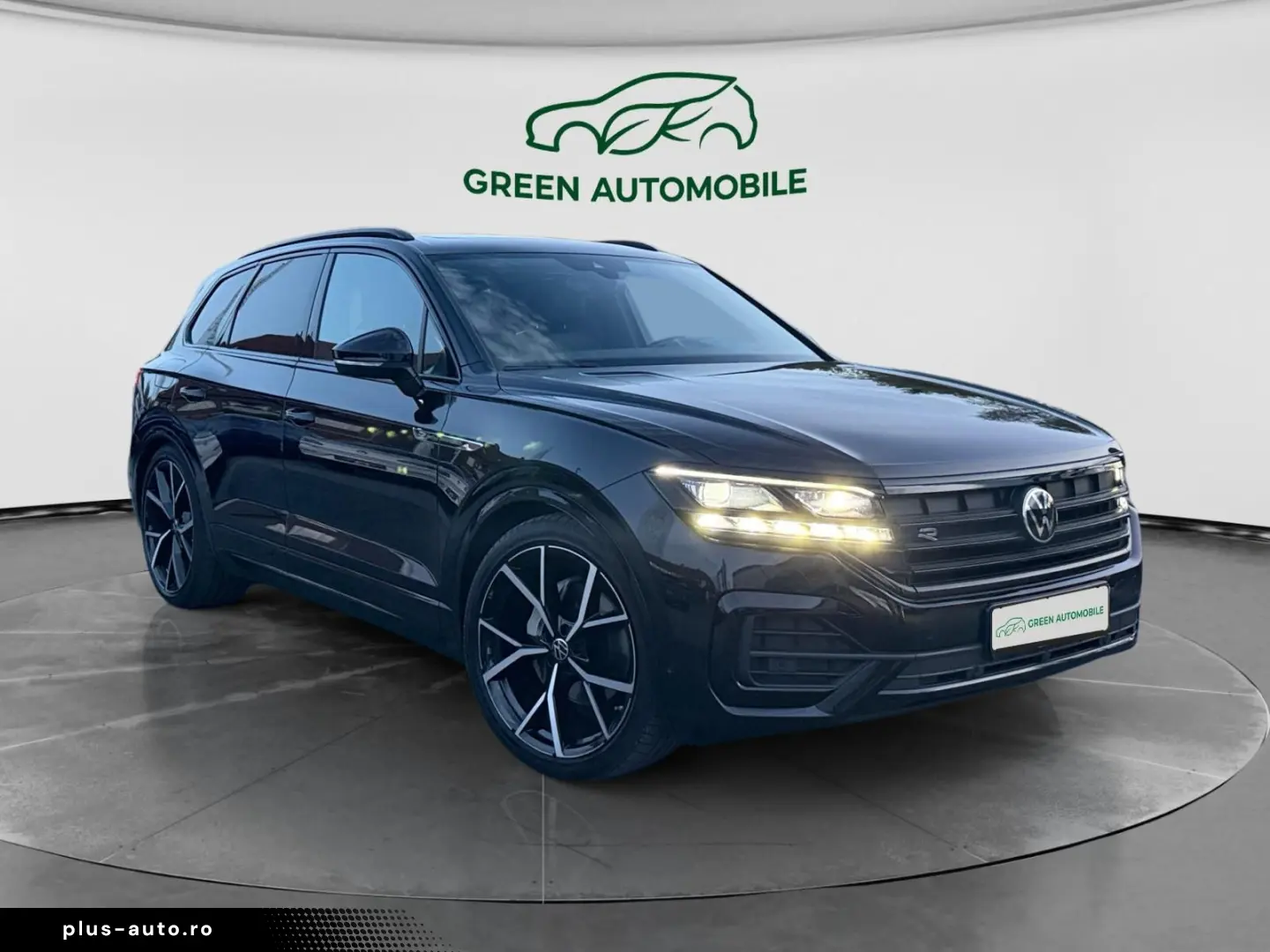 VW Touareg 3.0 V6 TDI 4Motion  Aut.R-Line Pano AHK
