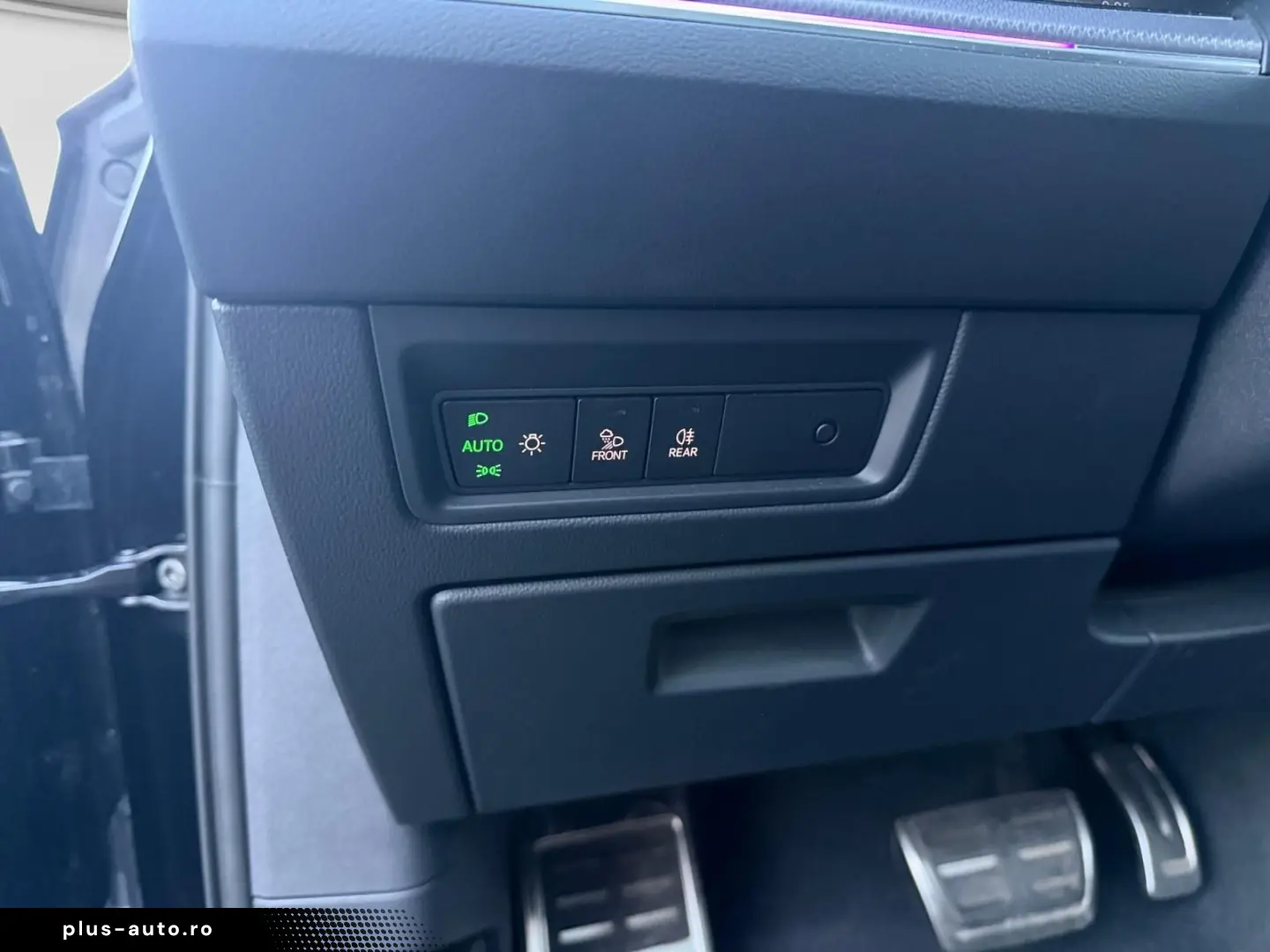 VW Touareg 3.0 V6 TDI 4Motion  Aut.R-Line Pano AHK