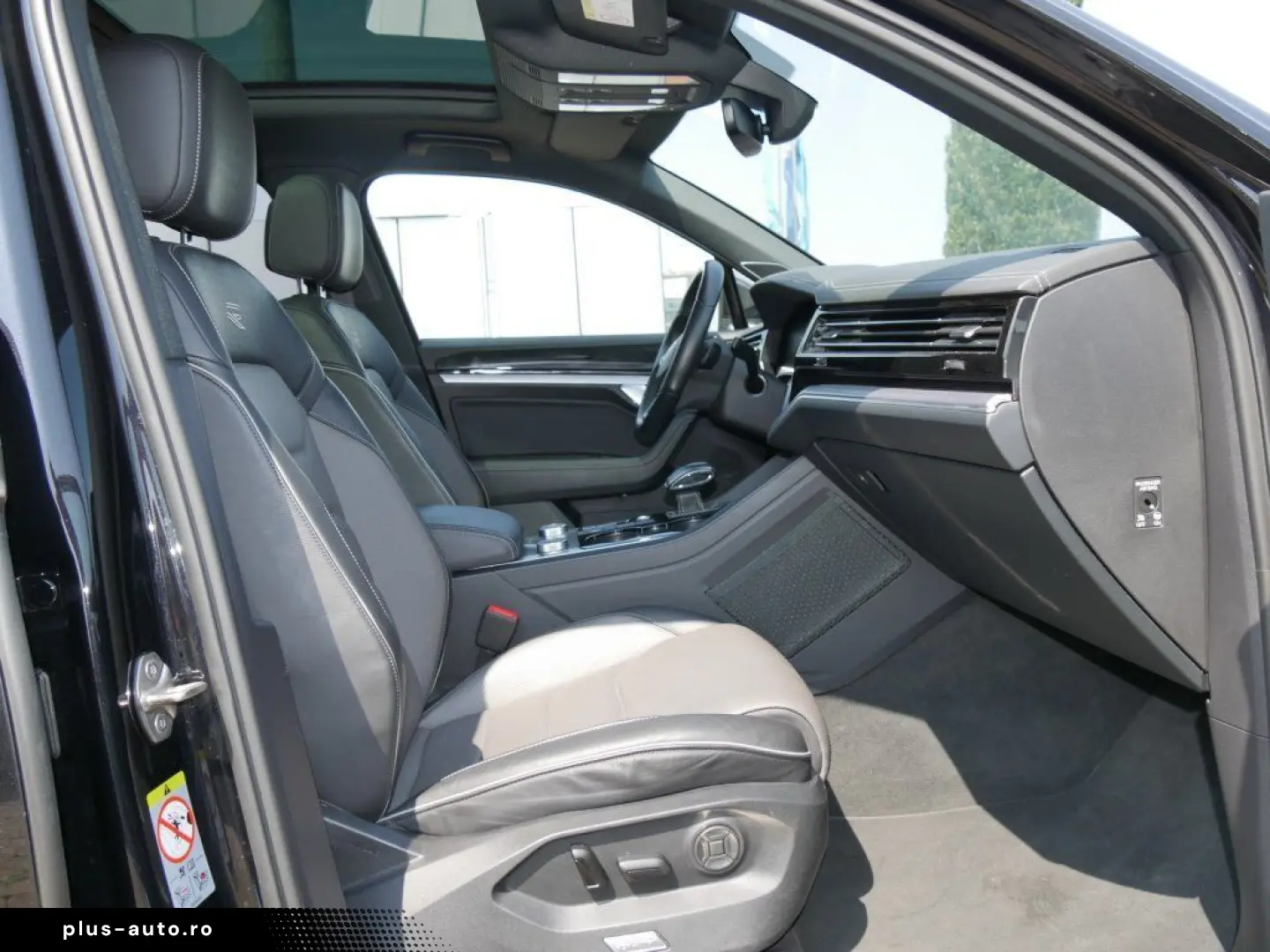 VW Touareg 3.0 TDI V6 R-Line 4Motion Navi IQ.LIGHT