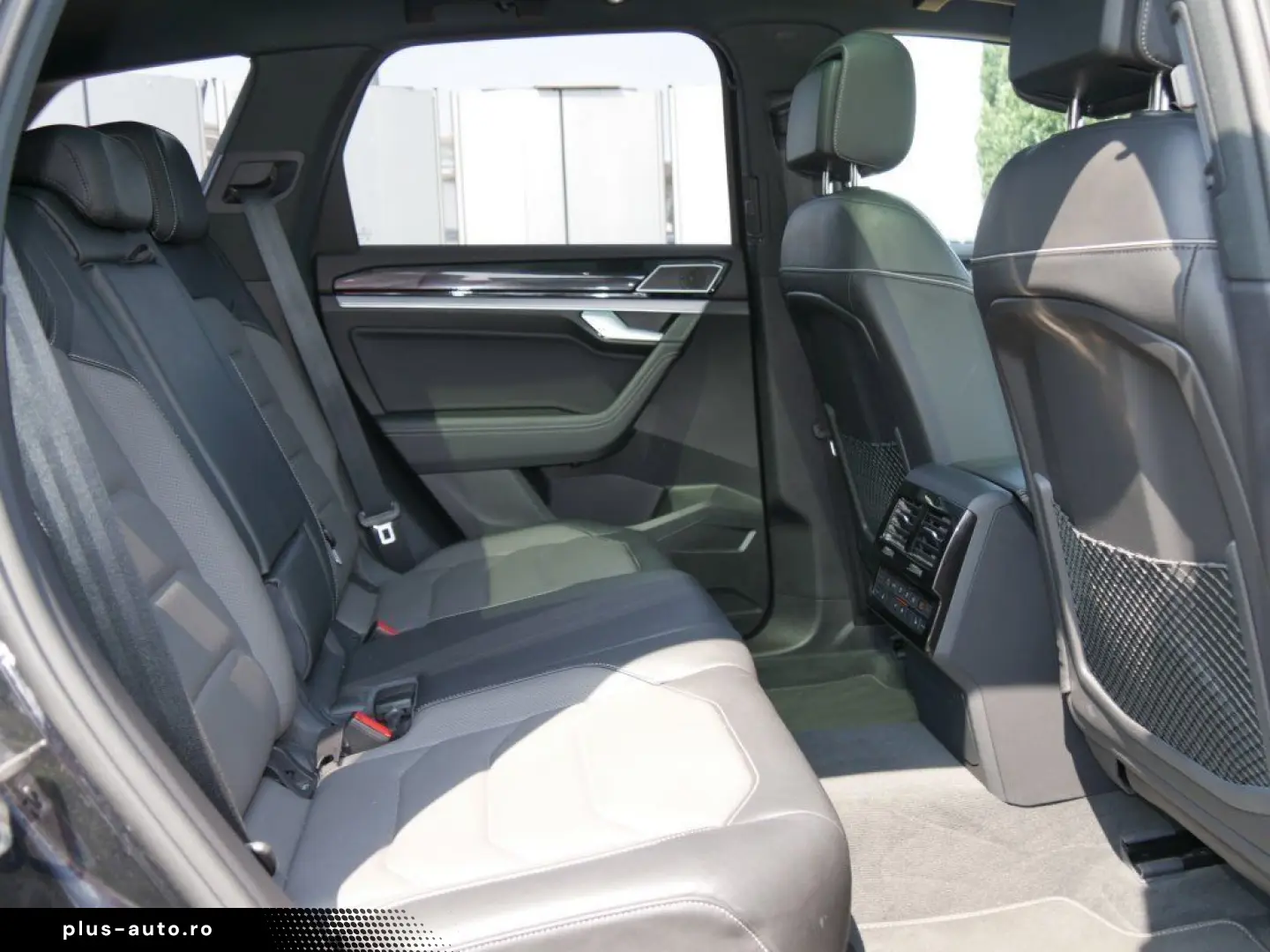 VW Touareg 3.0 TDI V6 R-Line 4Motion Navi IQ.LIGHT