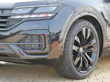 VW Touareg 3.0 TDI V6 R-Line 4Motion Navi IQ.LIGHT