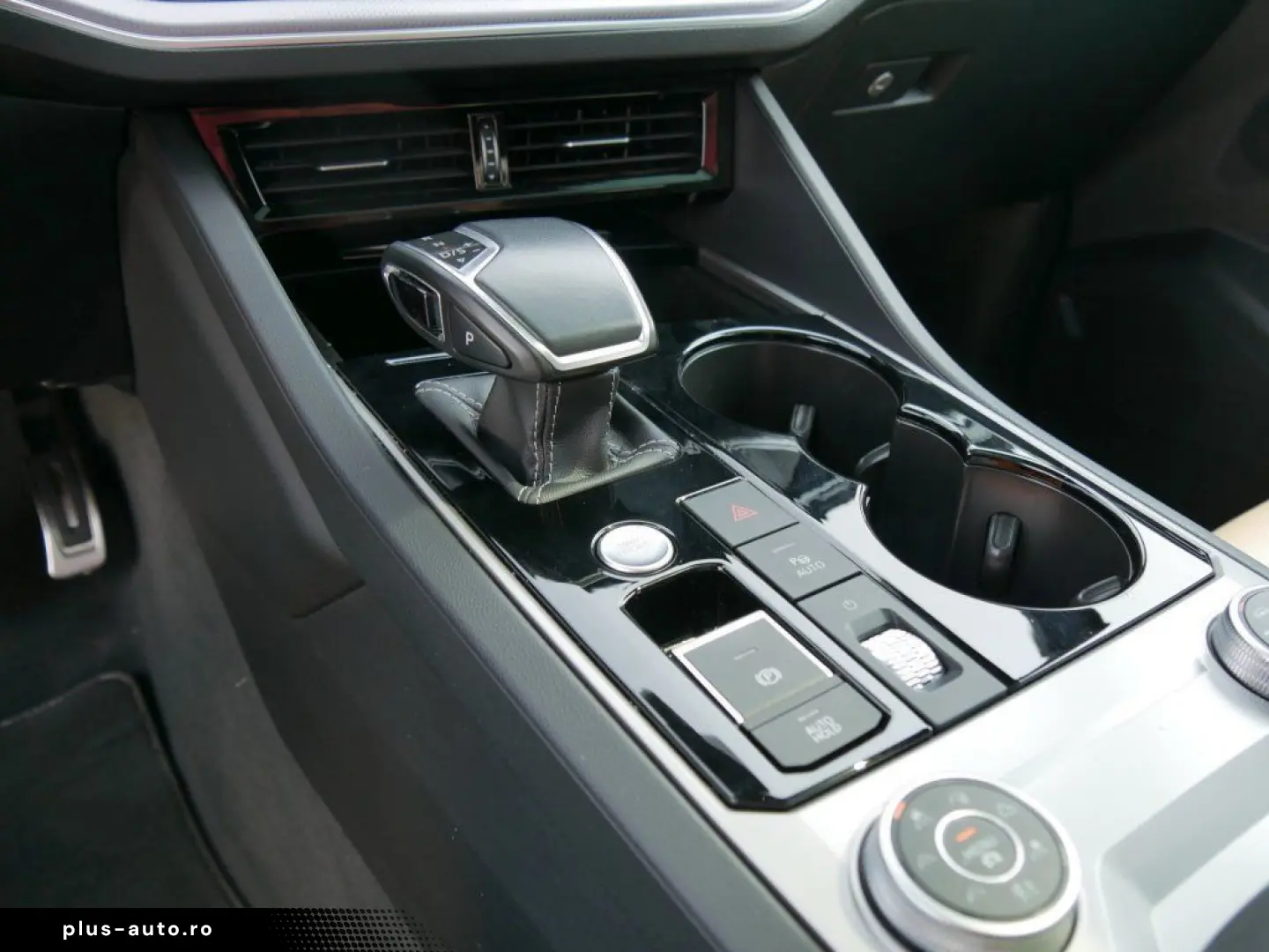 VW Touareg 3.0 TDI V6 R-Line 4Motion Navi IQ.LIGHT