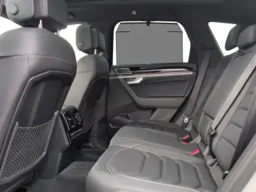 VW Touareg 3.0 V6 TDI 4M R-Line AHK STHZG HEADUP PA